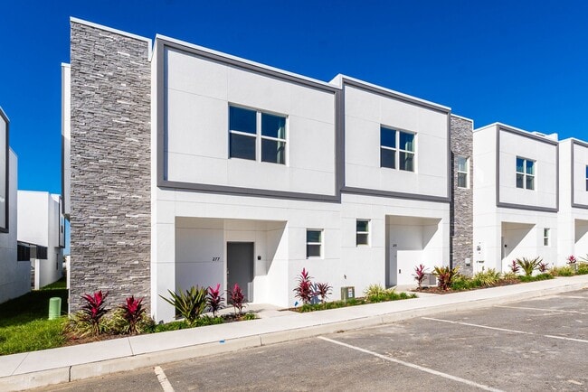 Photo - 277 Famagusta Dr