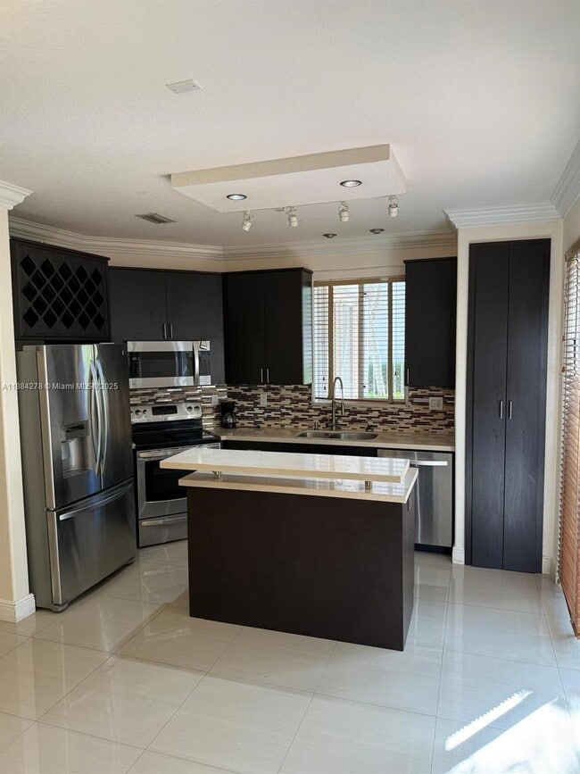 Photo - 5500 NW 113th Ct