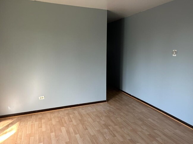 LIVING ROOM S.E WALL - 18329 West St Unit 2