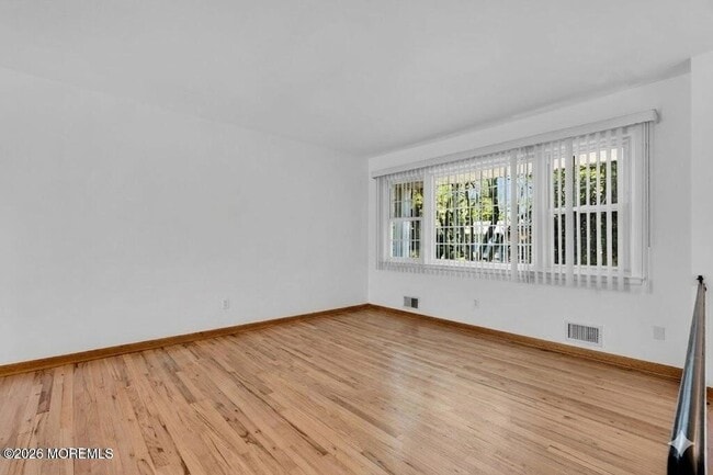 Photo - 1112 Wildwood Ave