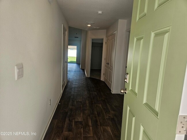 Photo - 59 Wellhaven Ln