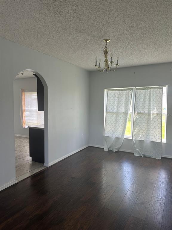 Photo - 712 Parrot Ct