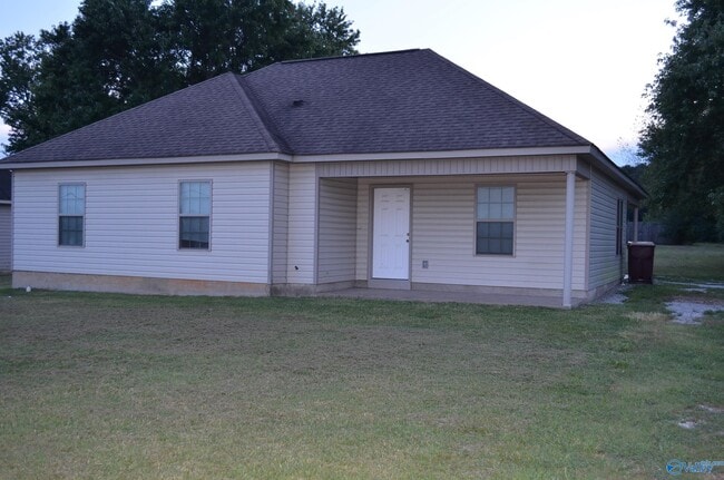 Photo - 28065 Pinedale Rd House