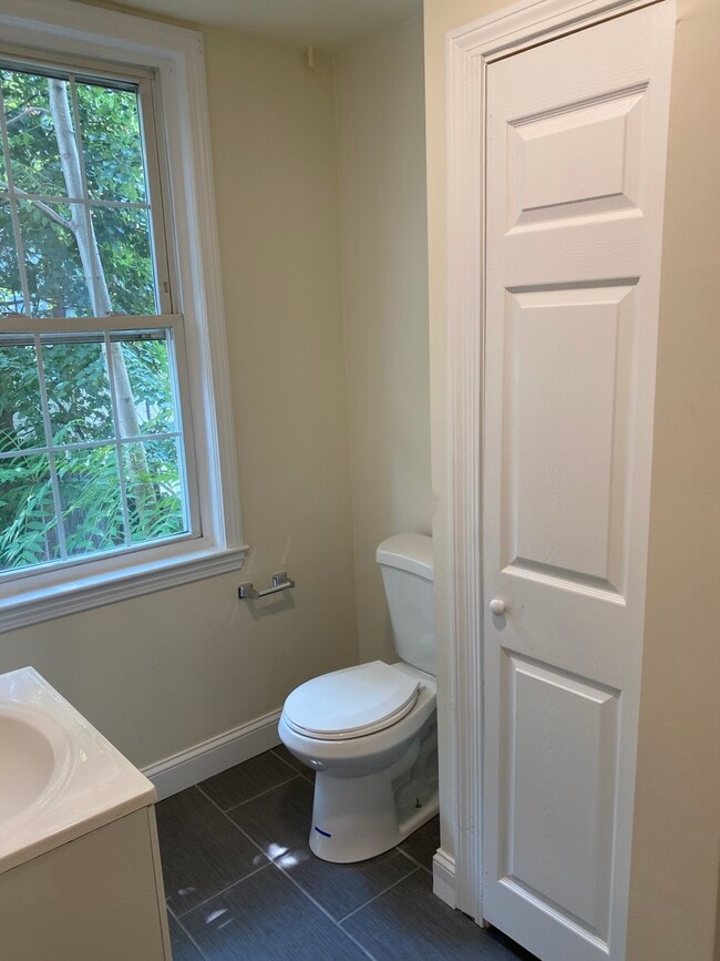 Photo - 83 Bolton St