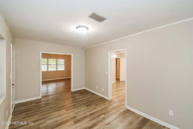 Photo - 5724 94th St