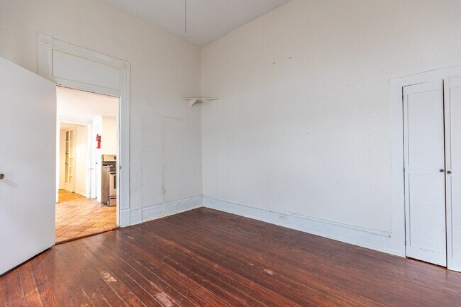 Photo - 426 W Woodlawn Ave Unit 1