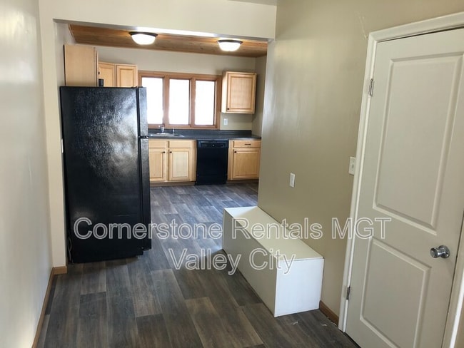 Photo - 424 6th Ave NE