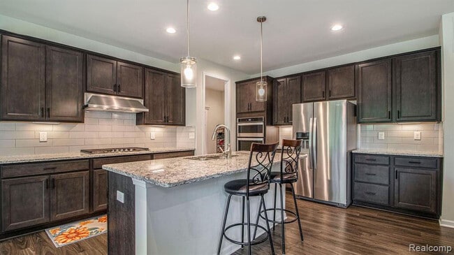 Photo - 28320 Verona Dr