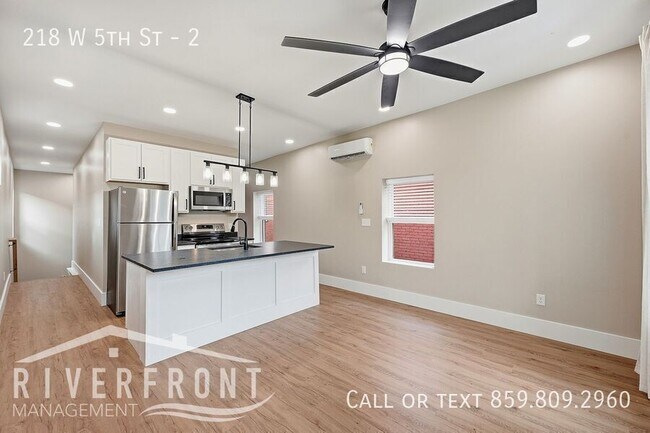 Photo - 218 W 5th St Unit 2