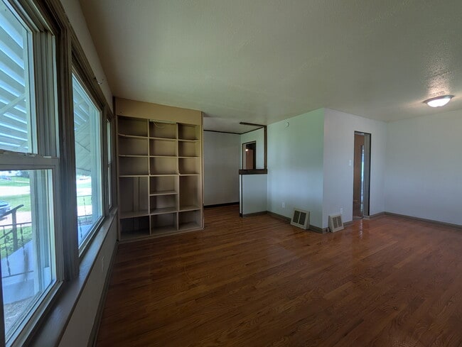 Photo - 2456 Wieck Dr
