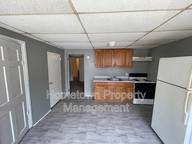 663 E Market St Unit 663 Apt # 1