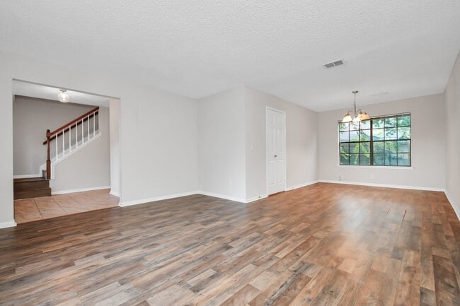 Photo - 8823 High Haven Dr