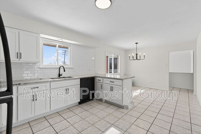 Photo - 5165 Westwood Dr