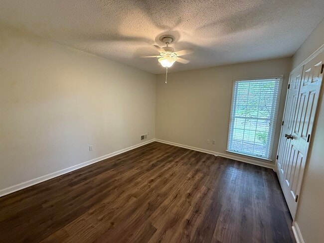 Photo - 3048 Sandy Creek Dr