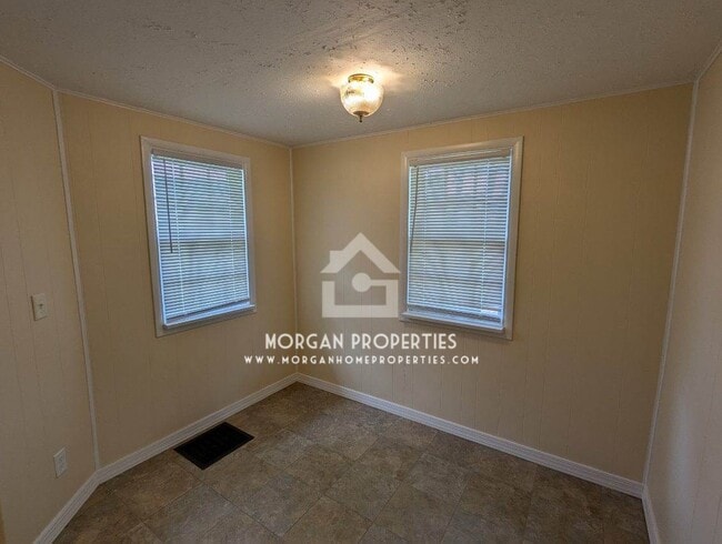 Photo - 2024 N B St