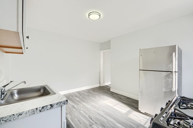 Photo - 400 N Hilton St Unit 1