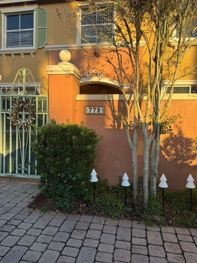 Building Photo - 772 SW 106th Ave Unit 1910