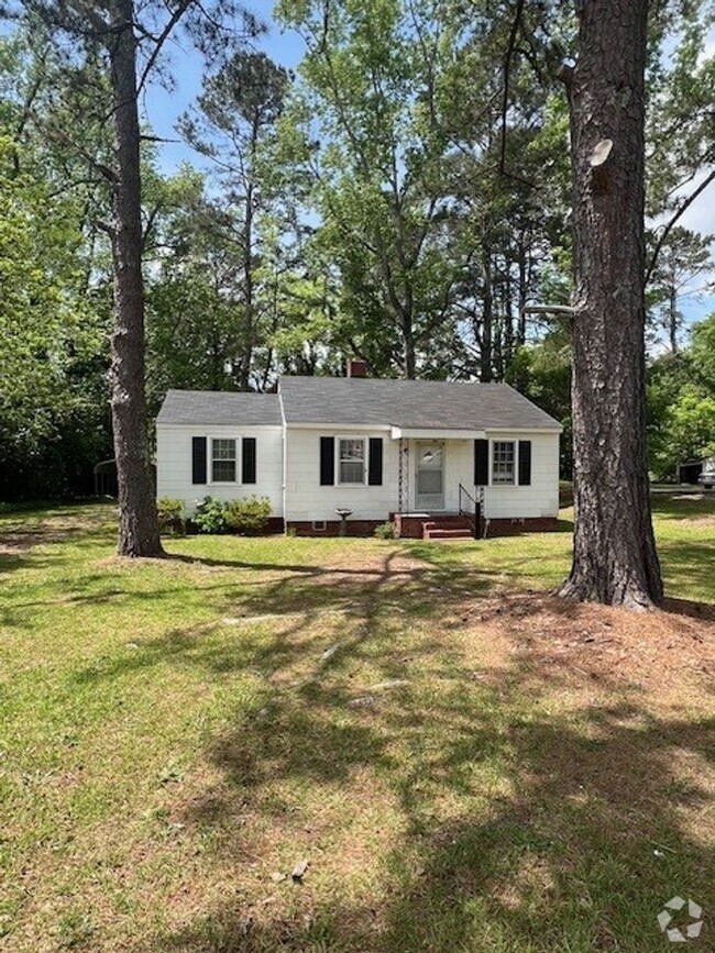 Building Photo - 2 Bedroom, 1 Bathroom Home