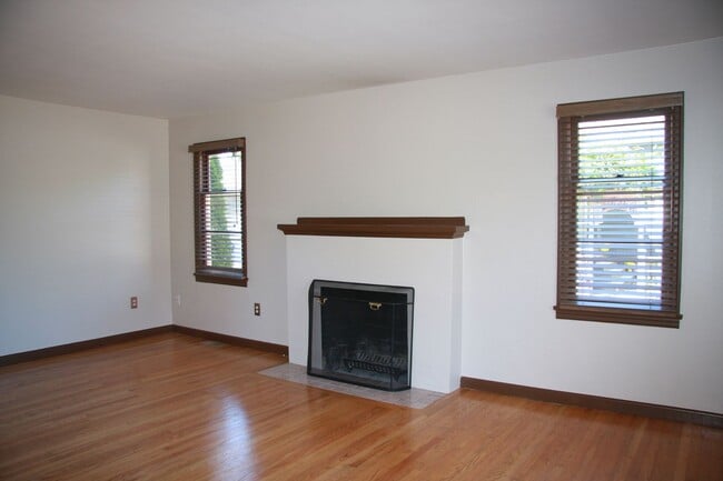Photo - 2bd/1ba Seattle House