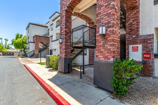 Photo - 3302 N 7th St Apartment Unit 166