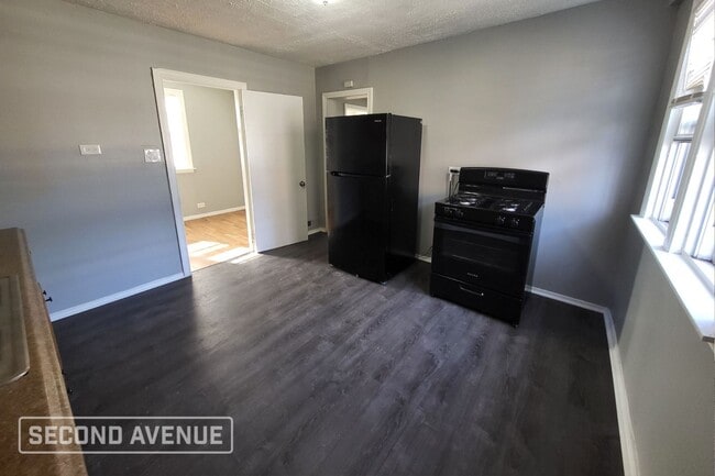 Photo - 43 W 125th St