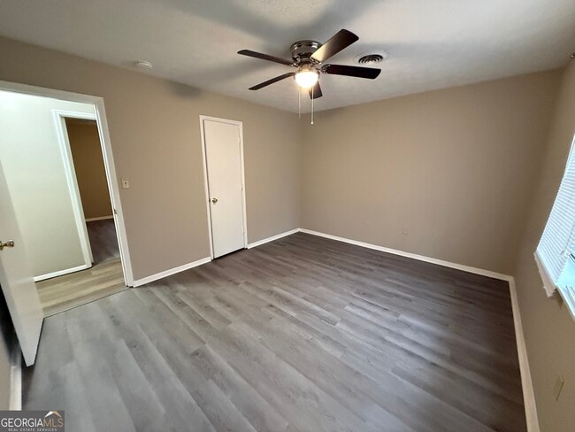 Photo - 1605 Cedar Shoals Dr