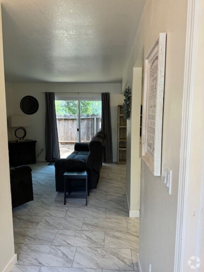 Building Photo - AZOU1793 Unit 2 Rental