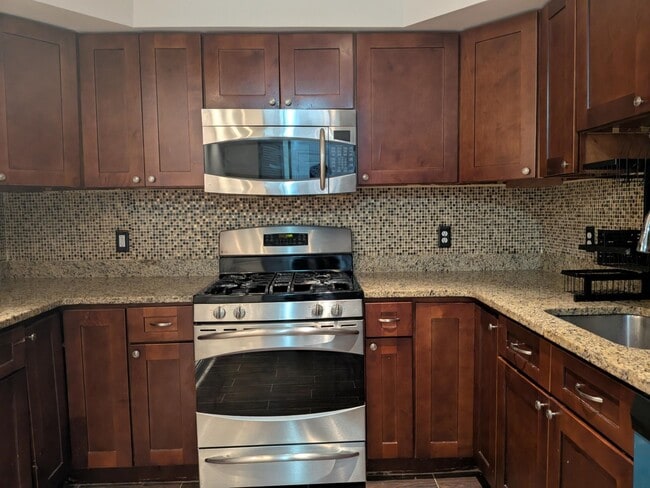 Photo - 809-815 22nd St Unit 903