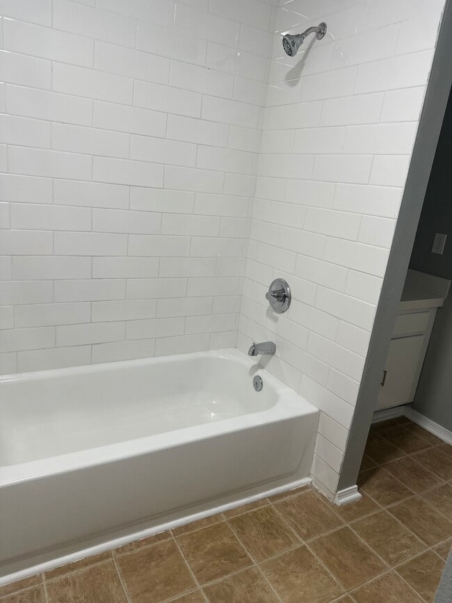 Photo - 1413 Central Ave Condo Unit B