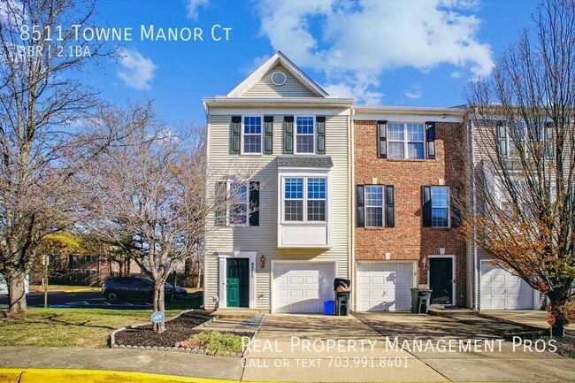 Updated garage 3 bedroom end unit townhome... - Updated garage 3 bedroom end unit townhome...