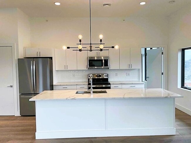 Photo - The Wilbur Views