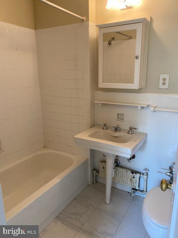 Photo - 2031 Locust St Unit 101