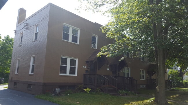 Building Photo - 1791 25th St Unit 1791