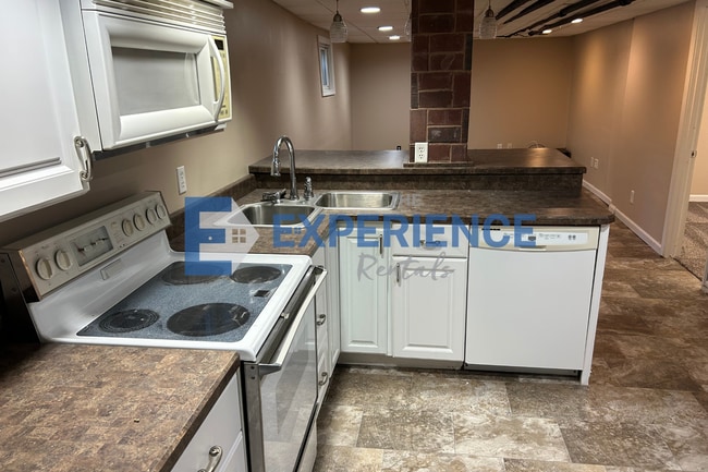 705 N Duluth Ave Unit 3