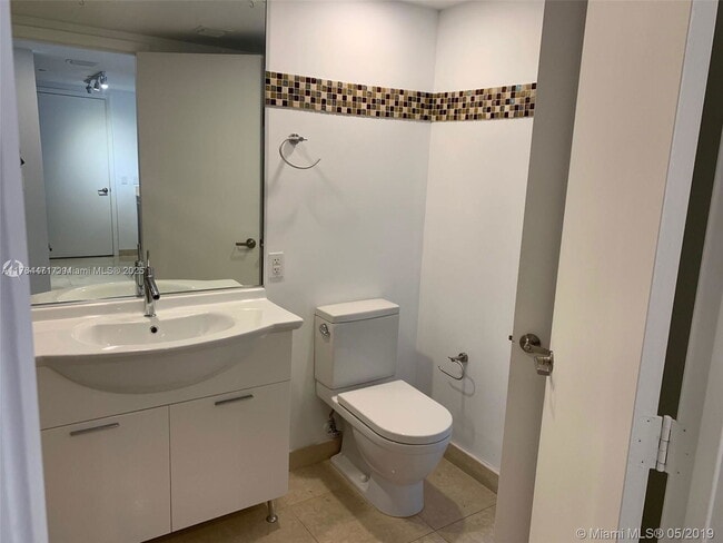 Photo - 475 Brickell Ave Unit 3800
