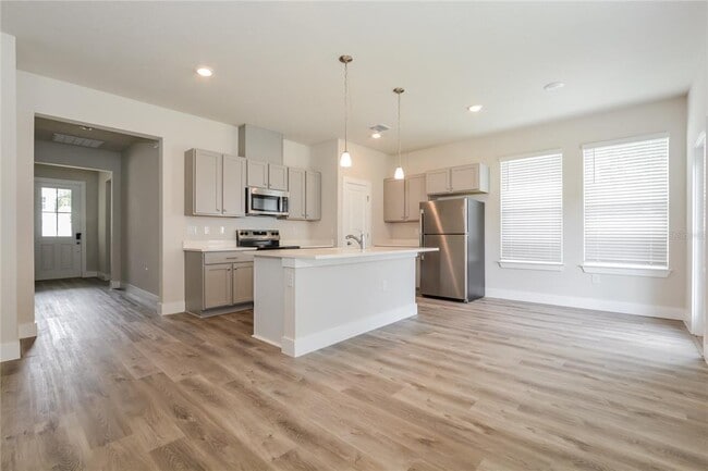 Photo - 360 Whiteheart Dr