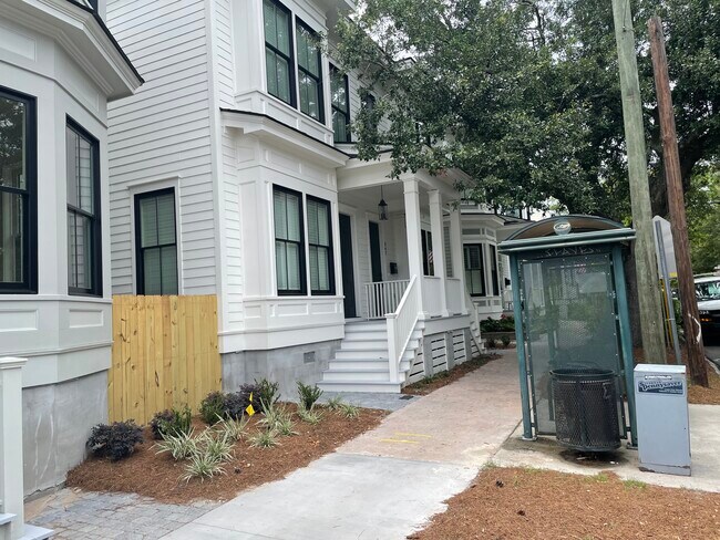 Photo - 549 E Gwinnett St