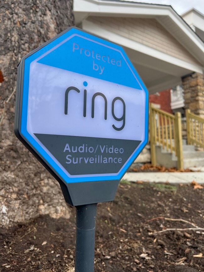 Vigilancia en anillo - 3838 Wyandotte St Unidad Lower