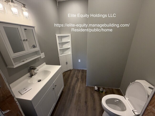 Photo - 328 N Wayne St