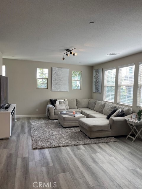 Building Photo - 1895 N Orizaba Ave