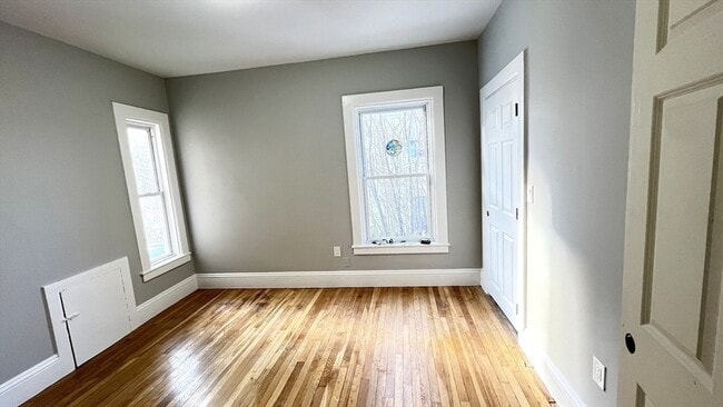 Photo - 31 Ridgeway St Unit 1