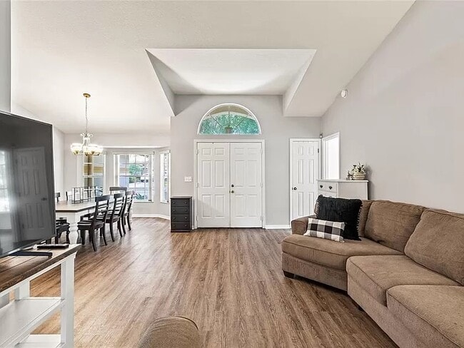 1547 Spring Ridge Cir Unit 1