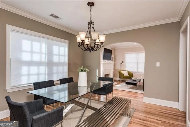 Photo - 311 Delmont Dr NE