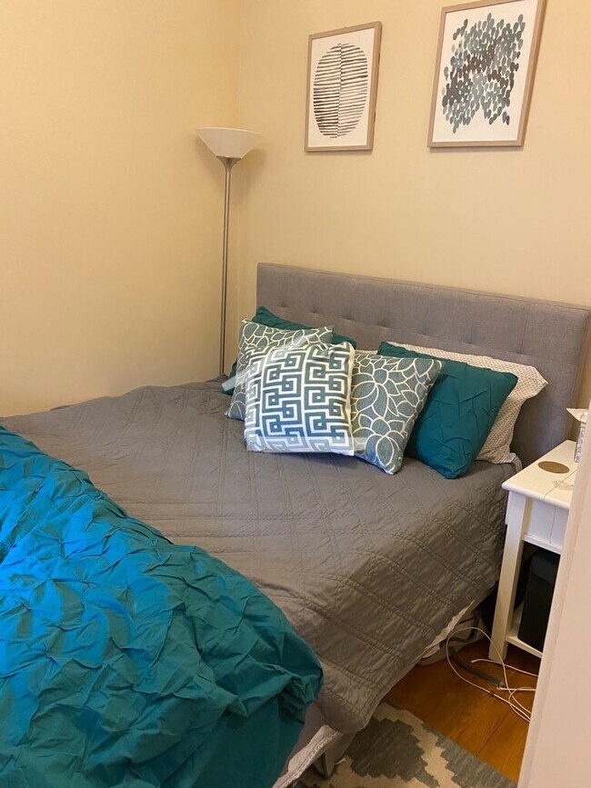 Photo - 871 Beacon St