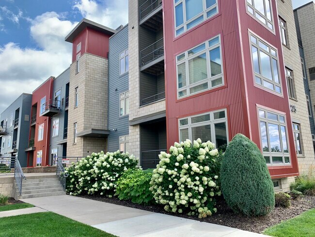Photo - Riverfront Terrace Apartments Unit 231-208