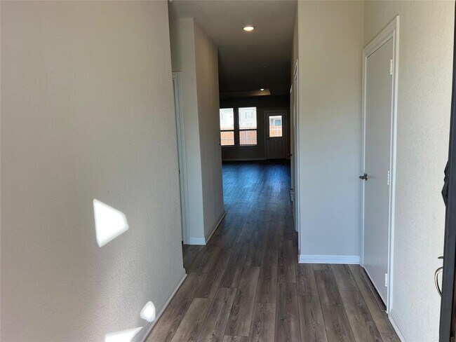 Photo - 101 Purple Sandpiper Ln