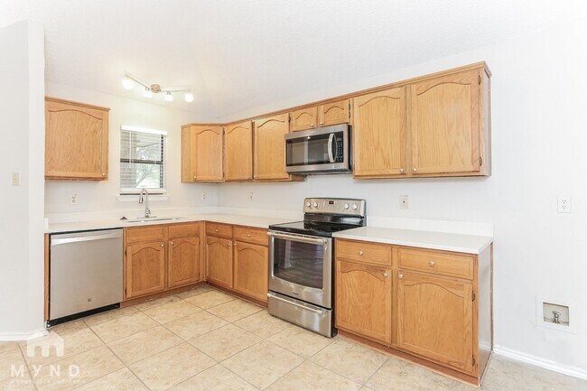 Photo - 1823 Cordova Dr