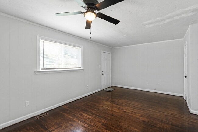 Photo - 1023 32nd St