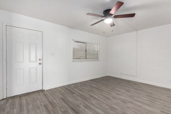 Photo - 1629 W Fillmore St Unidad 7
