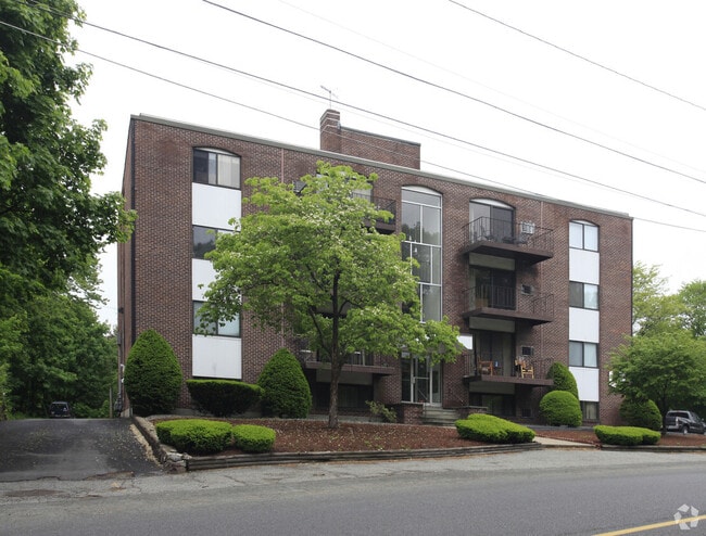 Building Photo - 27 North St Unit 3B Rental